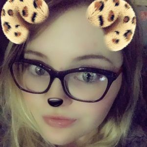 Meet your Posher, Chalissa